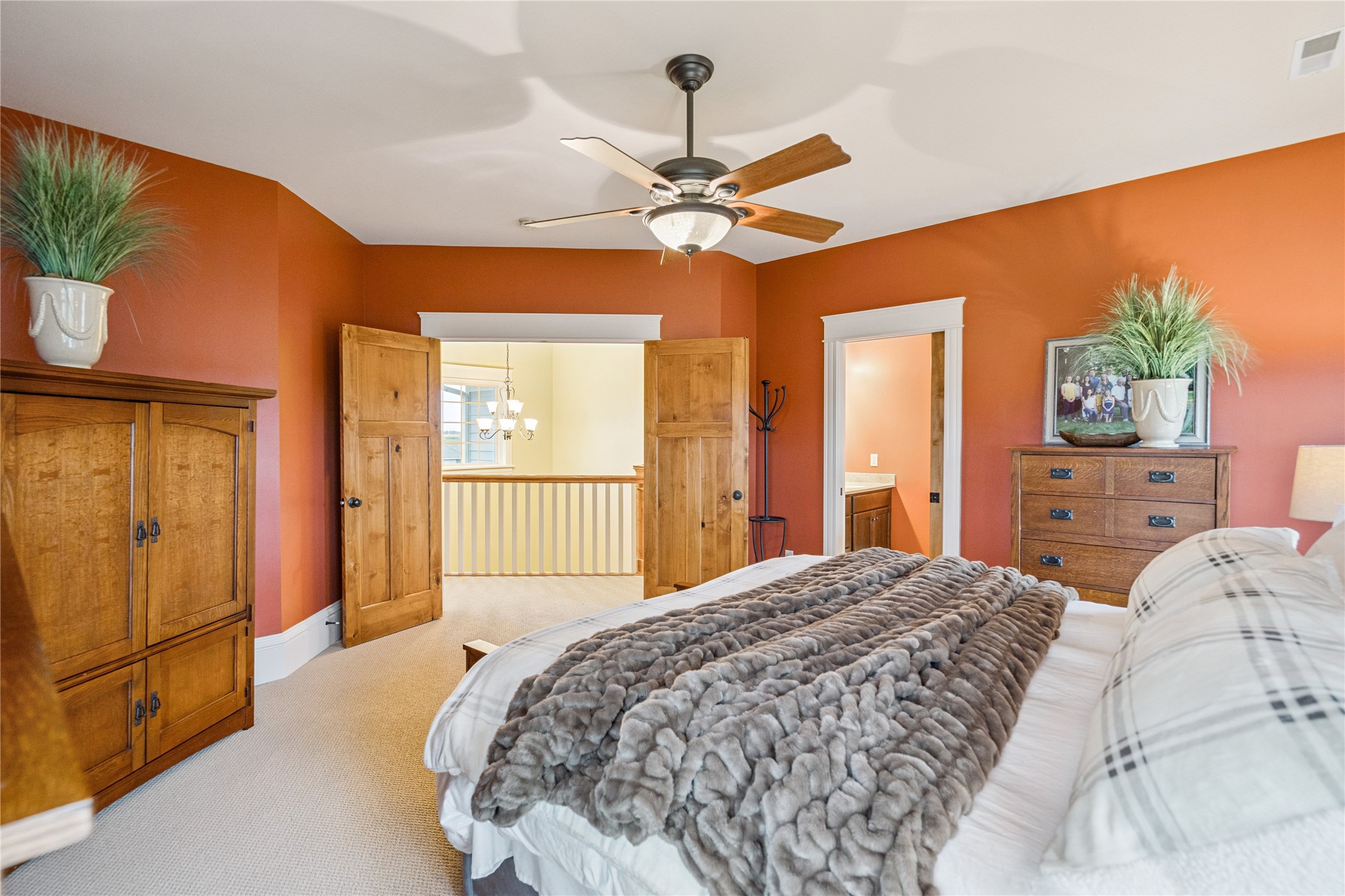 1025 Meadow Crest Drive