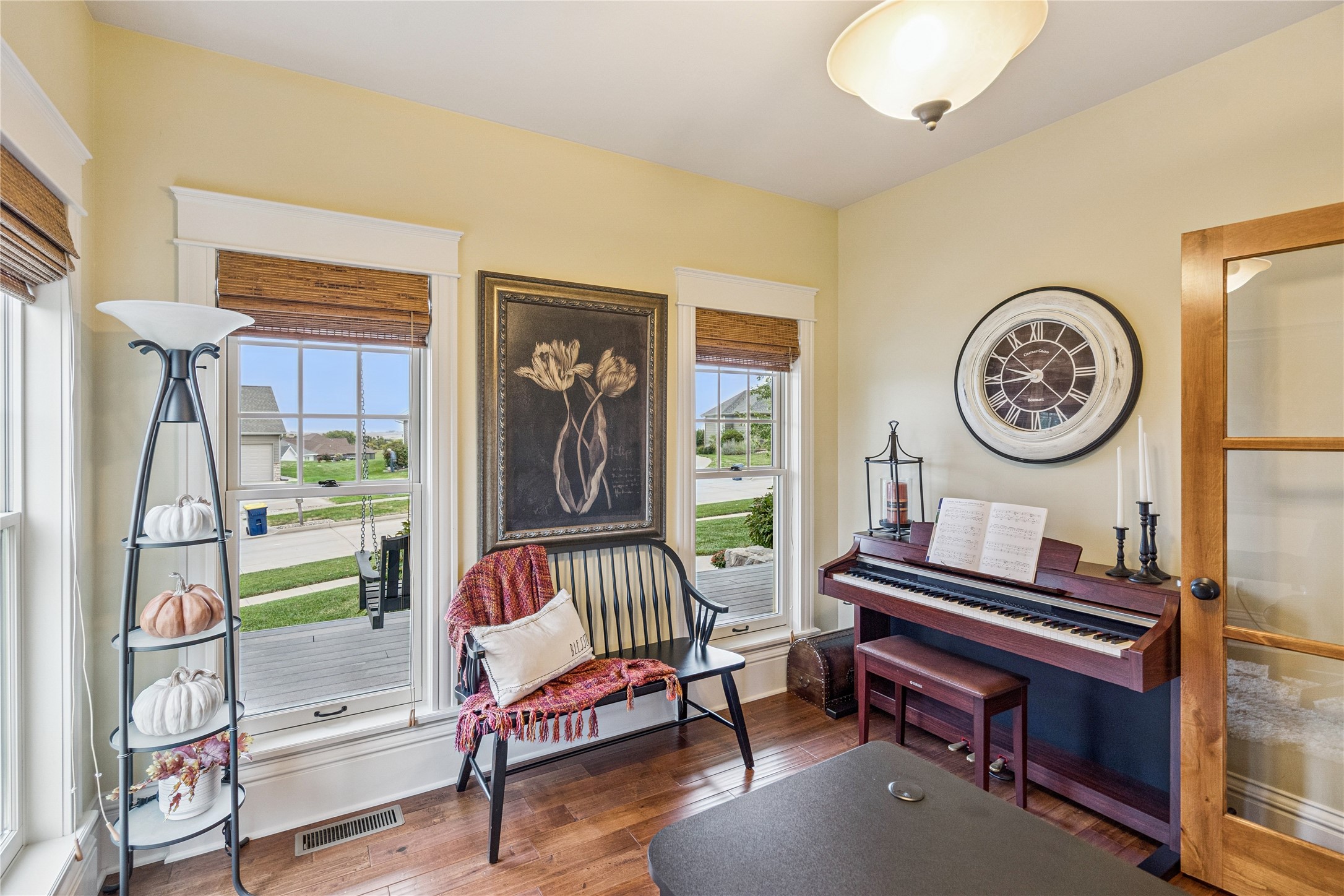 1025 Meadow Crest Drive