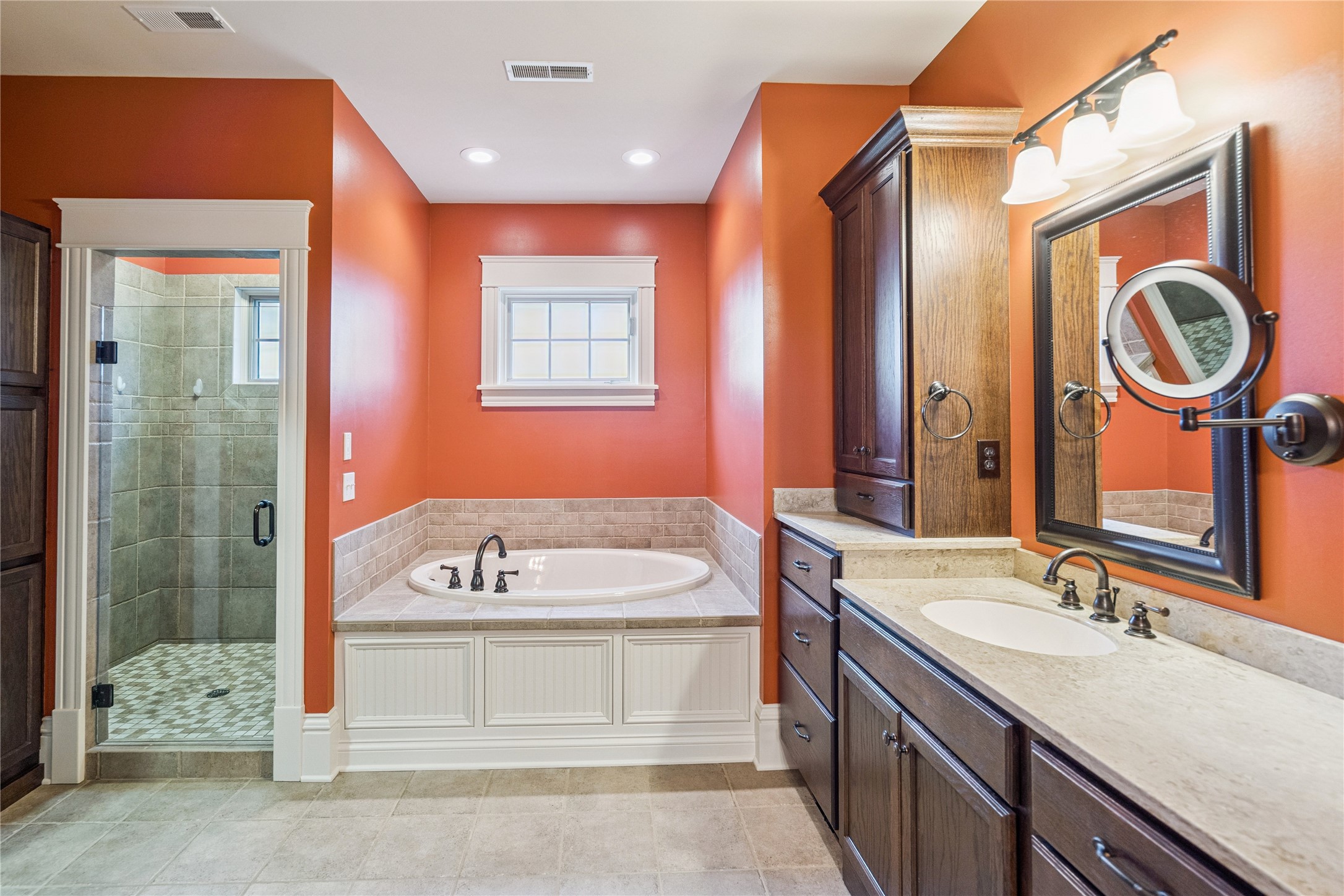 1025 Meadow Crest Drive