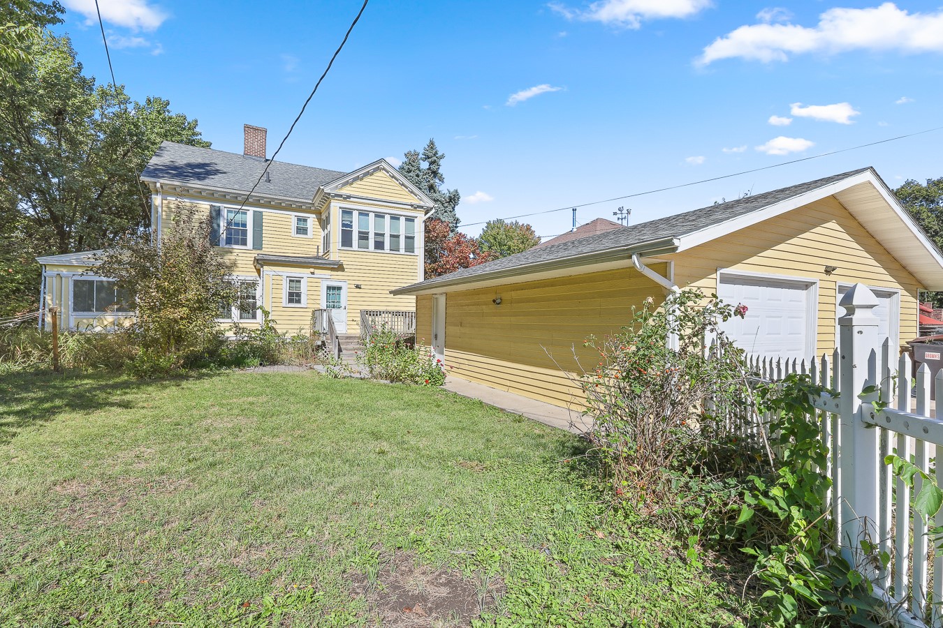 702 E Montgomery Street