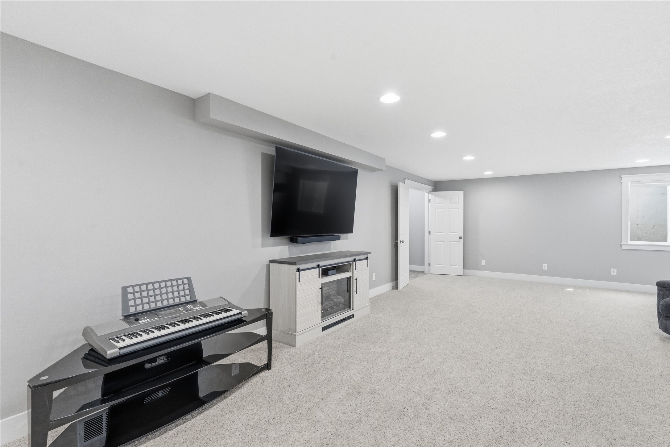 600 W Sherman Street