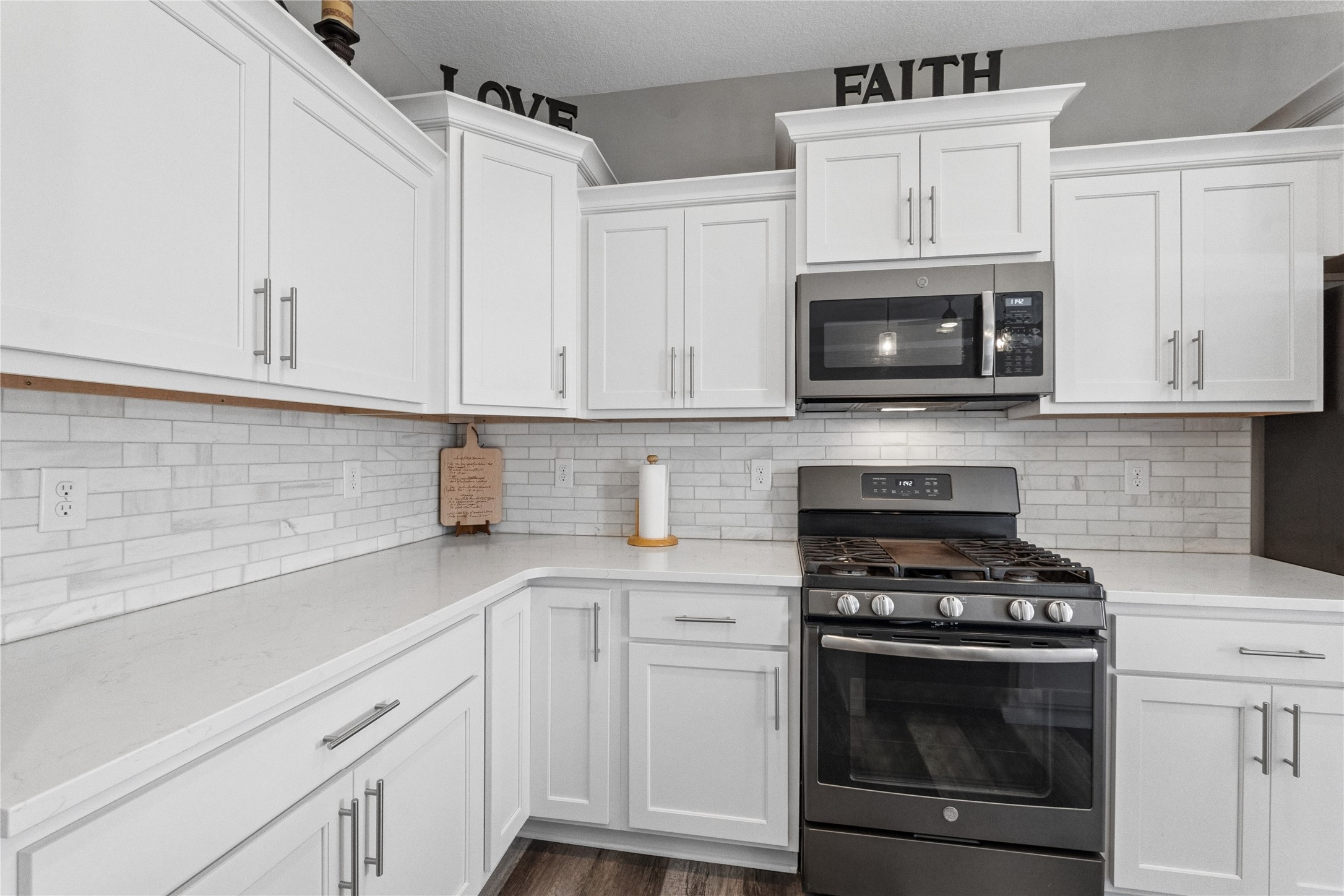 600 W Sherman Street