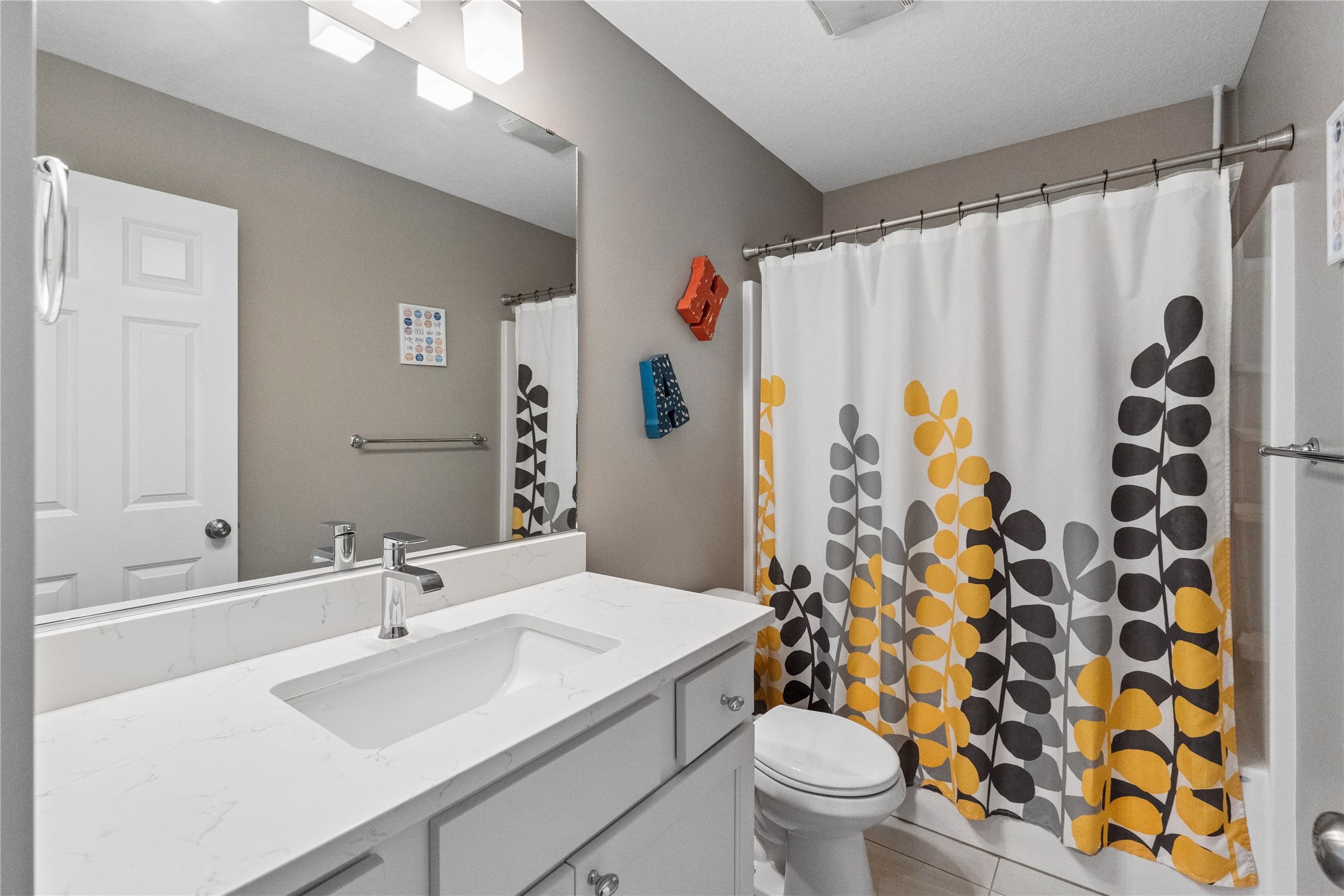 600 W Sherman Street