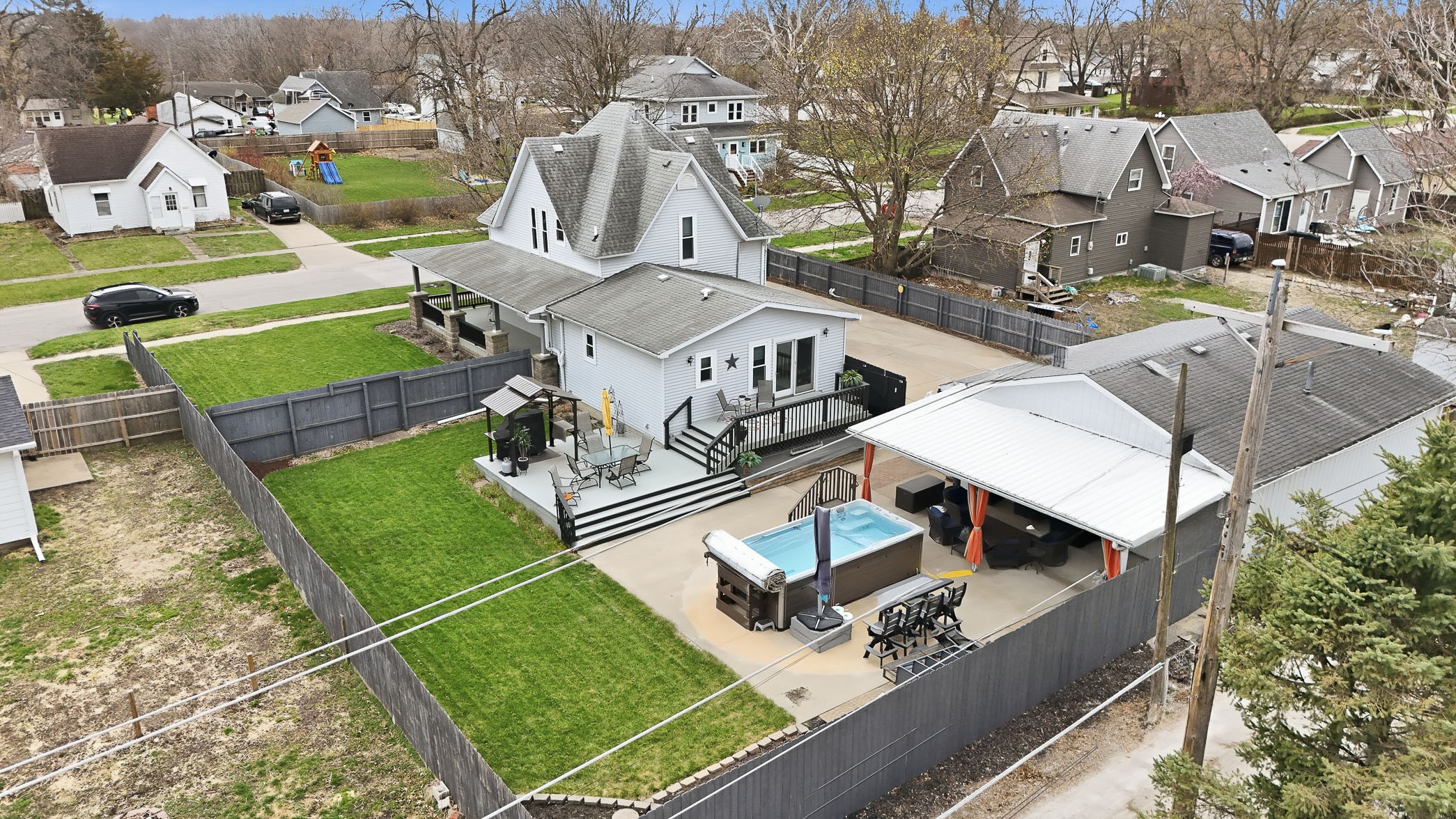 813 E Montgomery Street