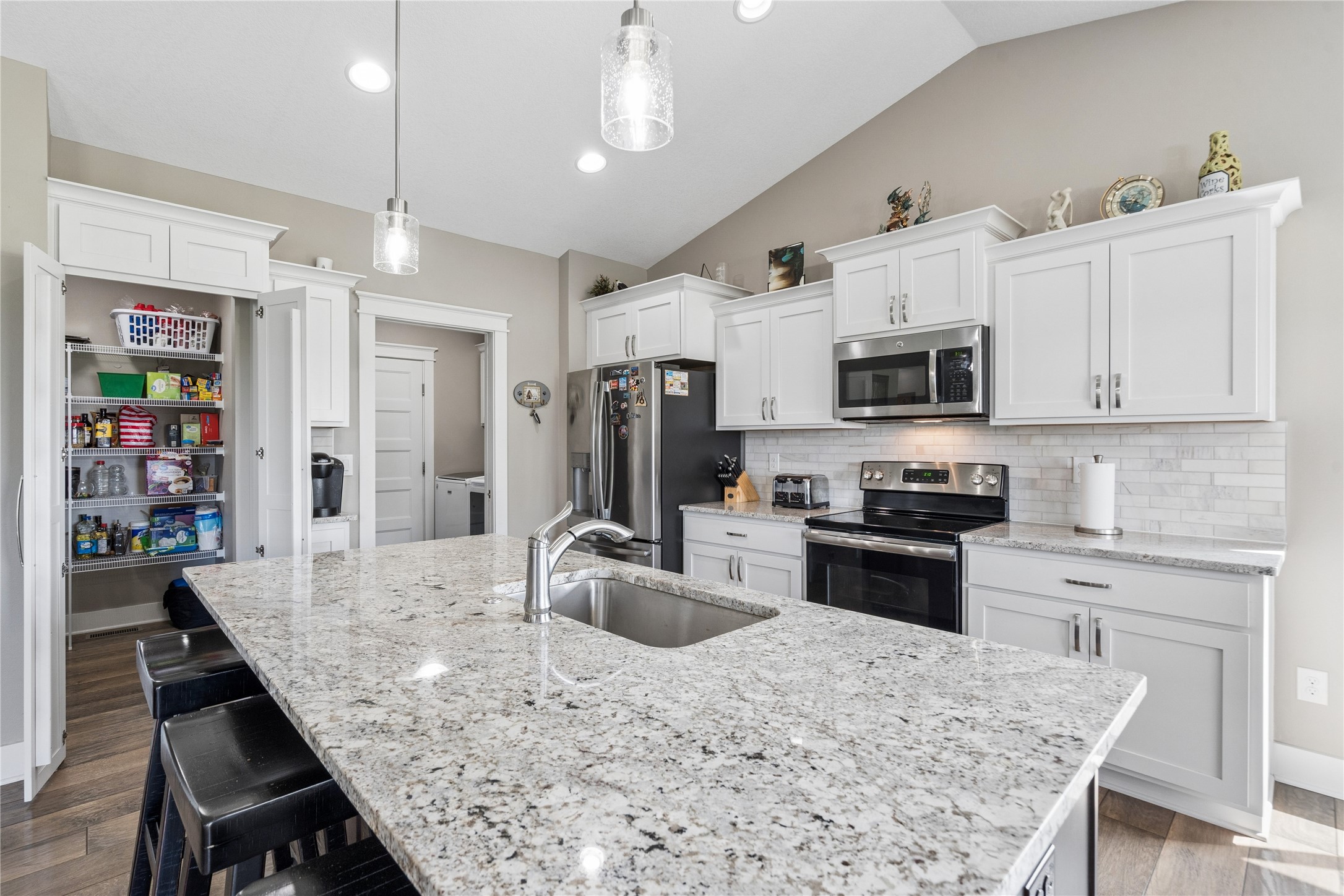 510 Big Bluestem Drive