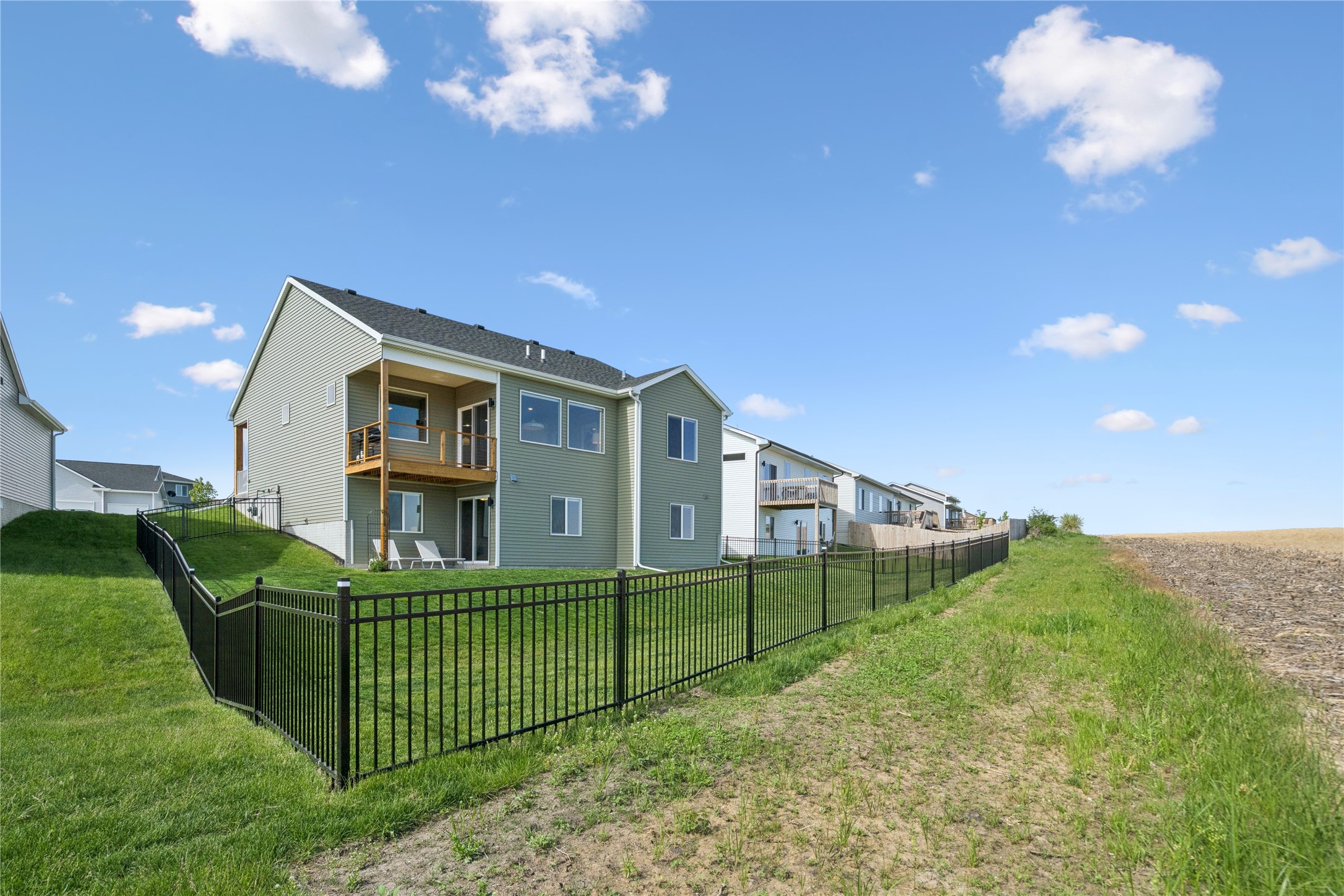 2924 Primrose Lane