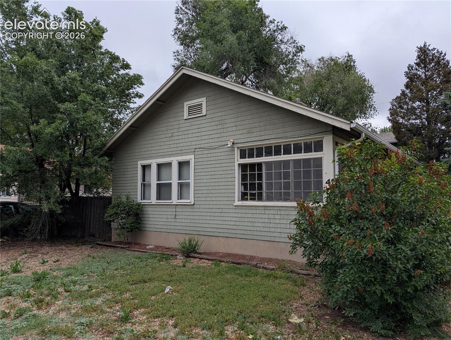 409 Bonfoy Avenue