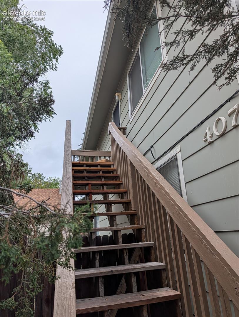 409 Bonfoy Avenue