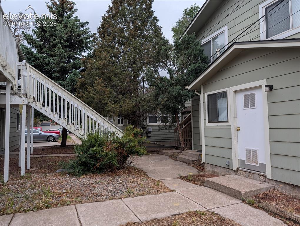 409 Bonfoy Avenue