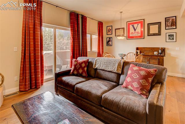 3231 W Pikes Peak Avenue