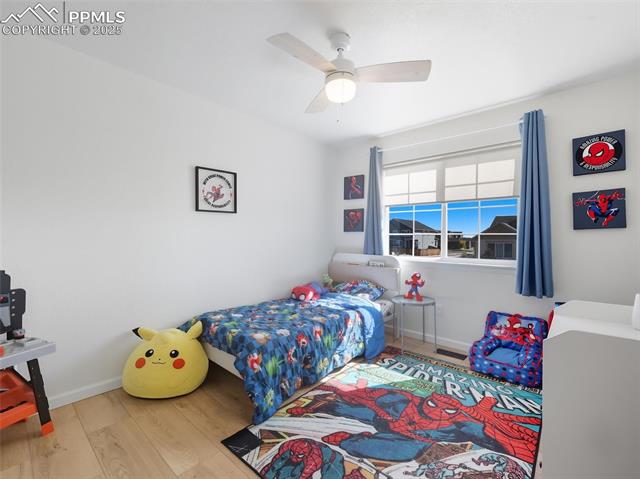 6871 Red Cardinal Loop