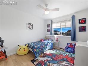 6871 Red Cardinal Loop