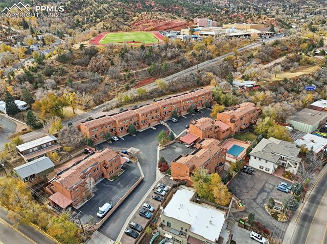 5 Taos Place