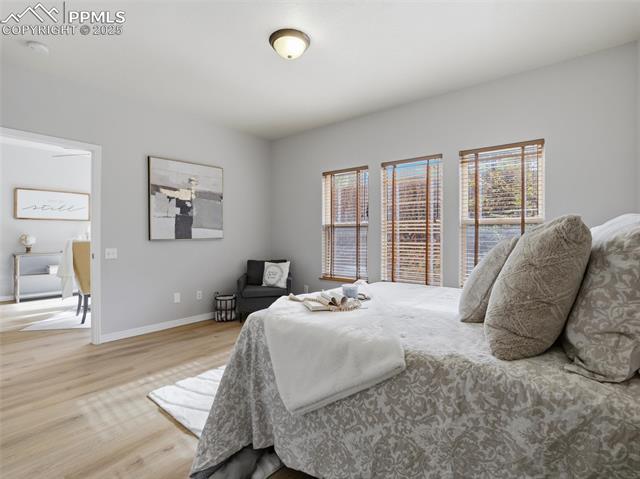 5 Taos Place