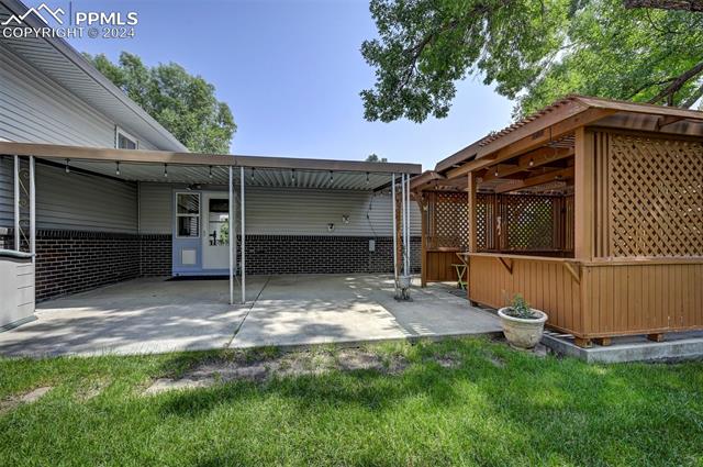 1585 Terra Vista Lane