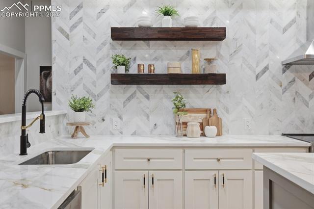 15755 Fools Gold Lane