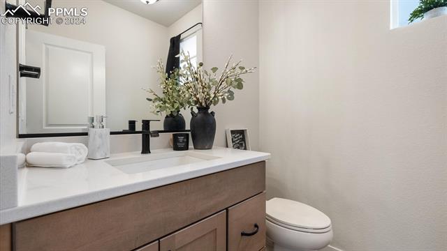 2467 Zorro Heights