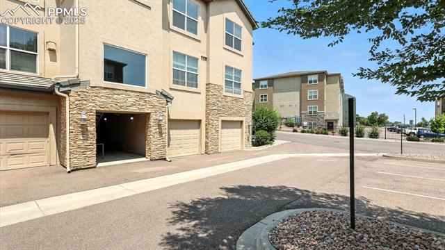 605 Cougar Bluff Point 210