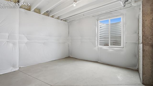 9462 Allouche Street