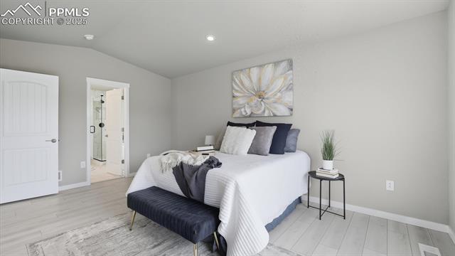 9462 Allouche Street