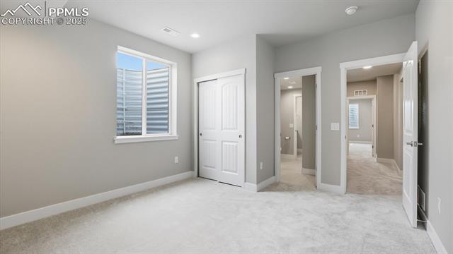 9462 Allouche Street