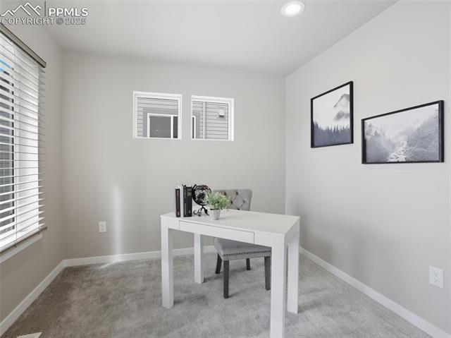 9462 Allouche Street