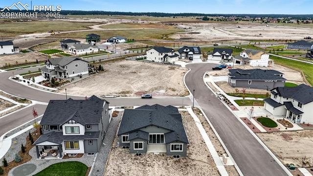 9462 Allouche Street