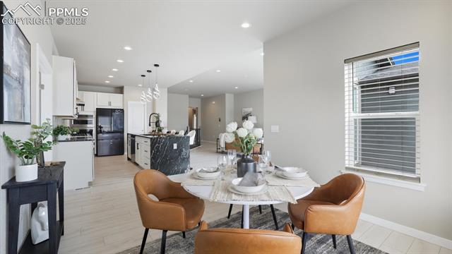 9462 Allouche Street