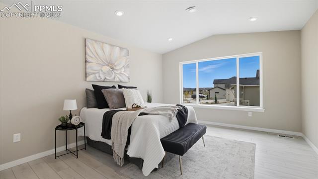 9462 Allouche Street