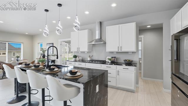 9462 Allouche Street