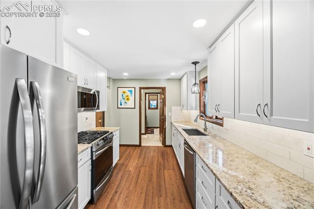 607 W Lovell Gulch Road