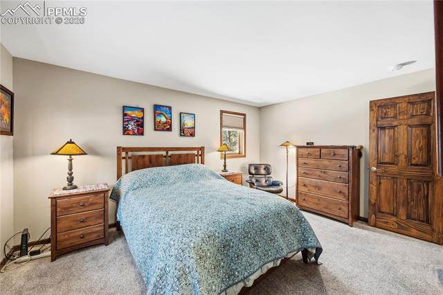 607 W Lovell Gulch Road