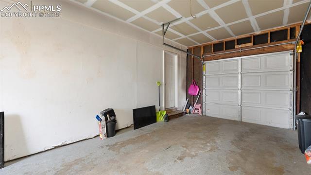 1217 Commanchero Drive