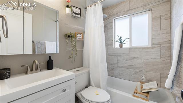 1217 Commanchero Drive