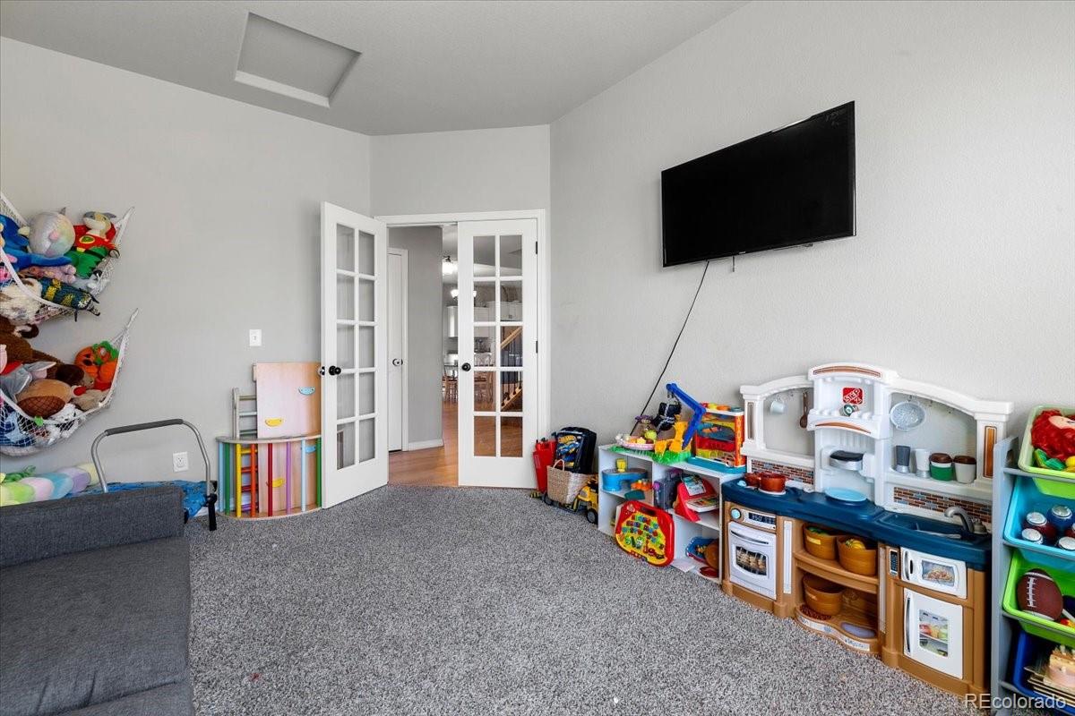 7818 Leiden Point