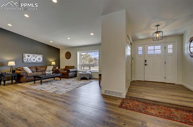 15215 Diamondhead Court