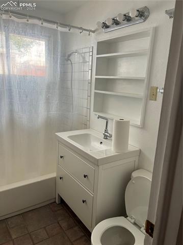 2505 Farragut Avenue