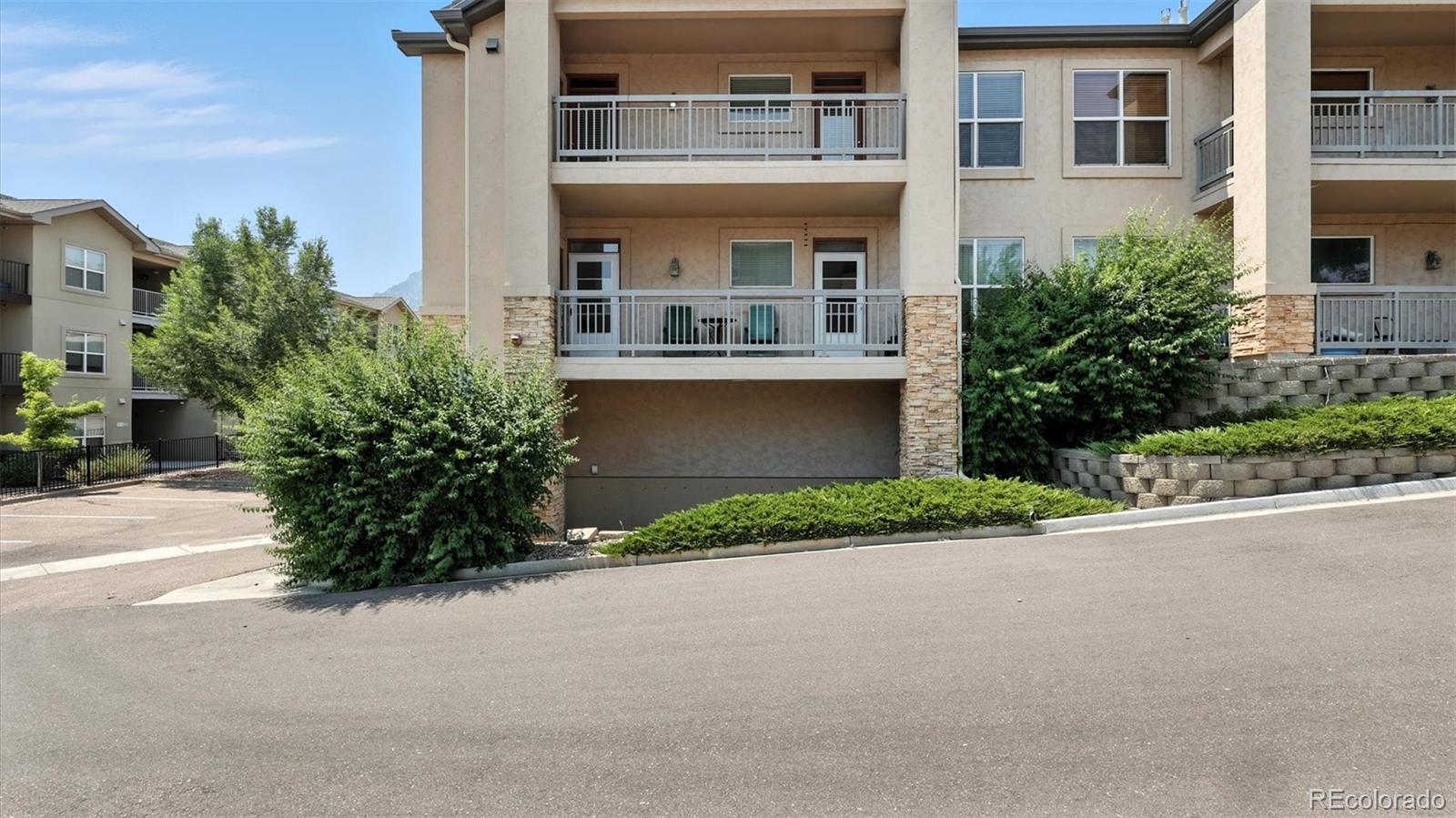605 Cougar Bluff Point Unit: 210
