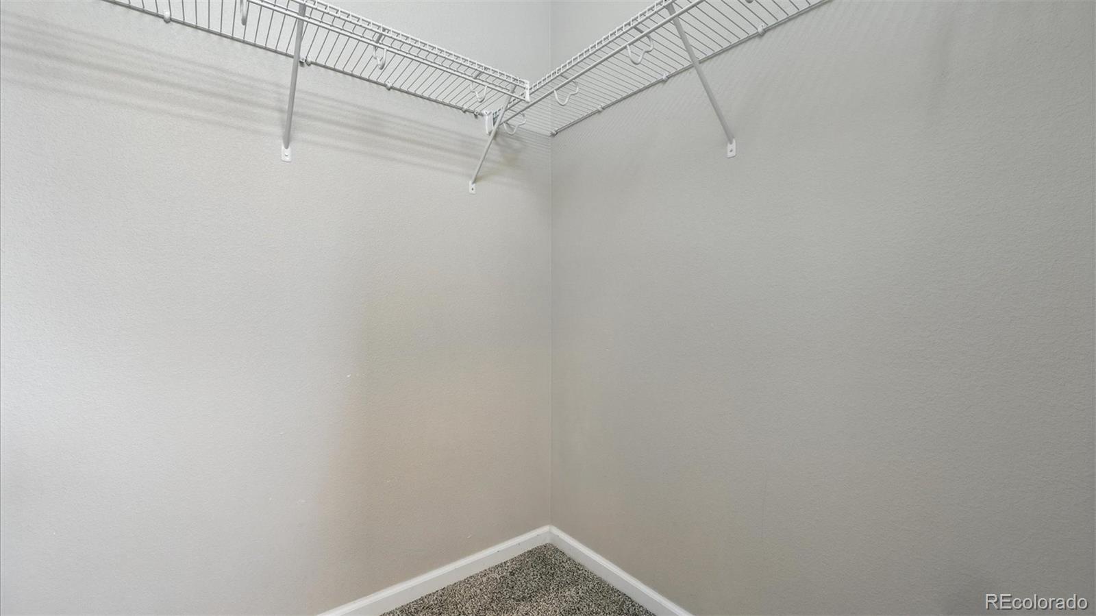 605 Cougar Bluff Point Unit: 210