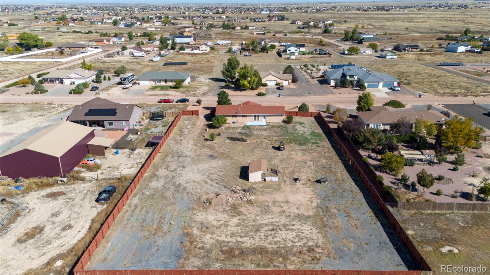 1154 E Paramount Drive