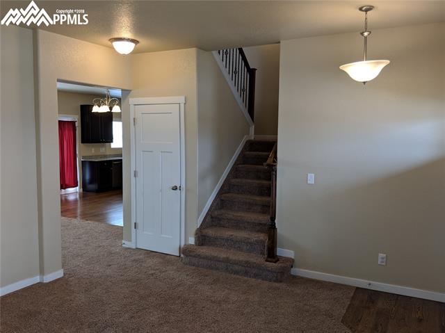 7318 Dutch Loop