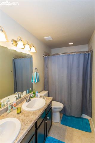 7318 Dutch Loop