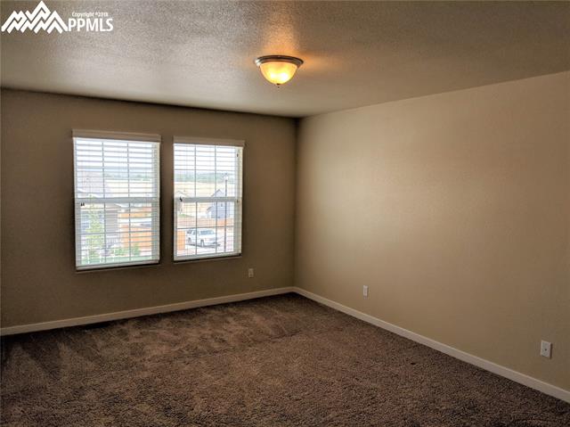 7318 Dutch Loop