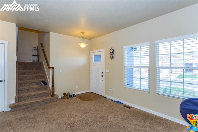 7318 Dutch Loop