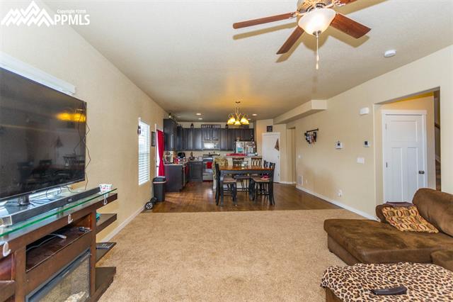 7318 Dutch Loop