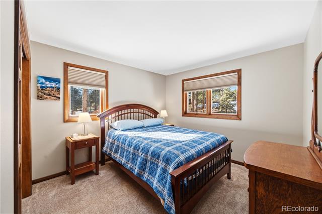 607 W Lovell Gulch