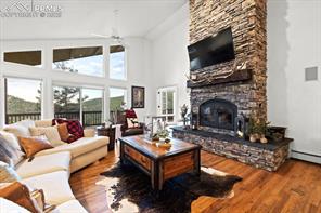 302 Earthsong Way
