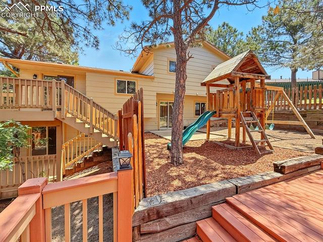 959 Pulpit Rock Circle