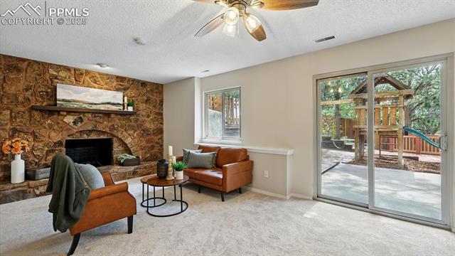 959 Pulpit Rock Circle