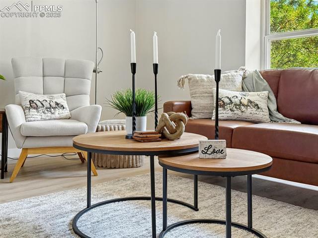 959 Pulpit Rock Circle